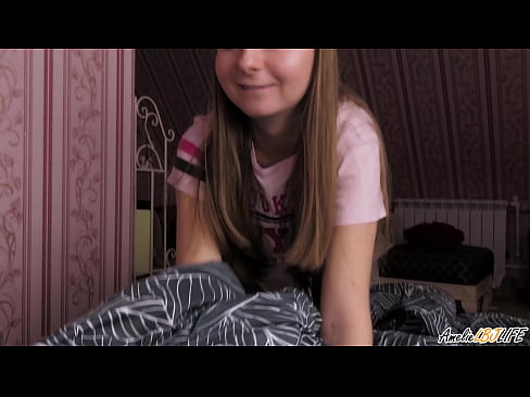 ❤️ Blondie duboko siše svoju drugu prijateljicu i dobiva spermu u usta ☑ Porno vk na bs.xxxtophd.ru ❌❤